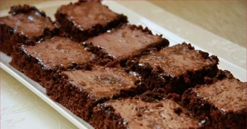 Sütsüz Islak Kek Tarifi ve Malzemeleri